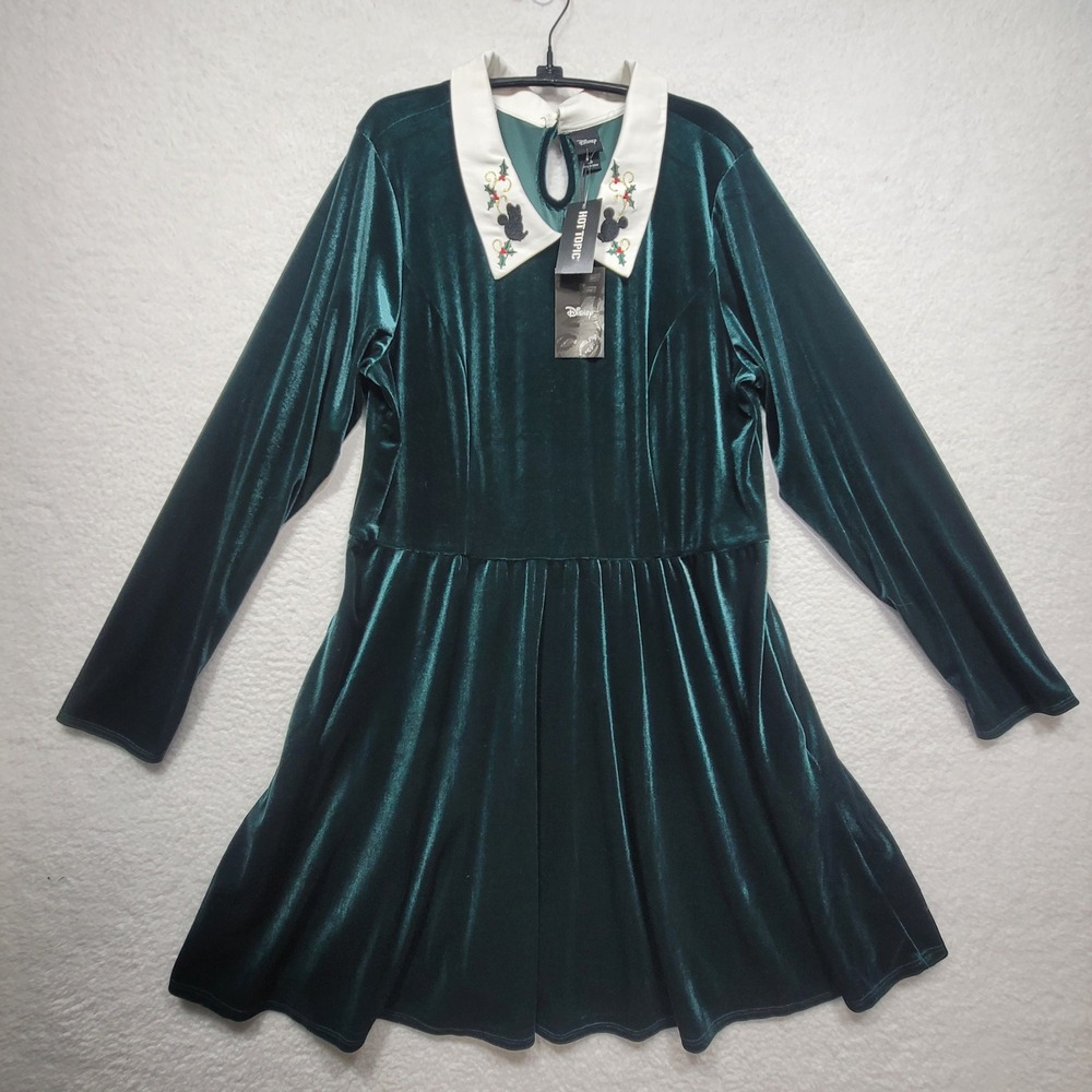 Disney x Hot Topic Green Velvet Holiday Dress Mickey & Minnie Embroidered Collar